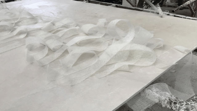 背膠對預防石材病變是有效的嗎?